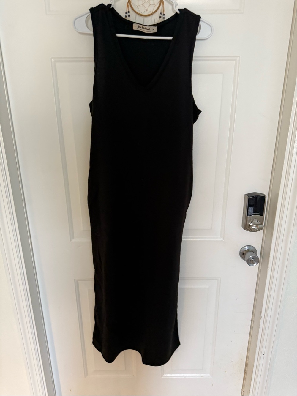 Three Bird Nest Black Sleeveless V-Neck Midi Dress